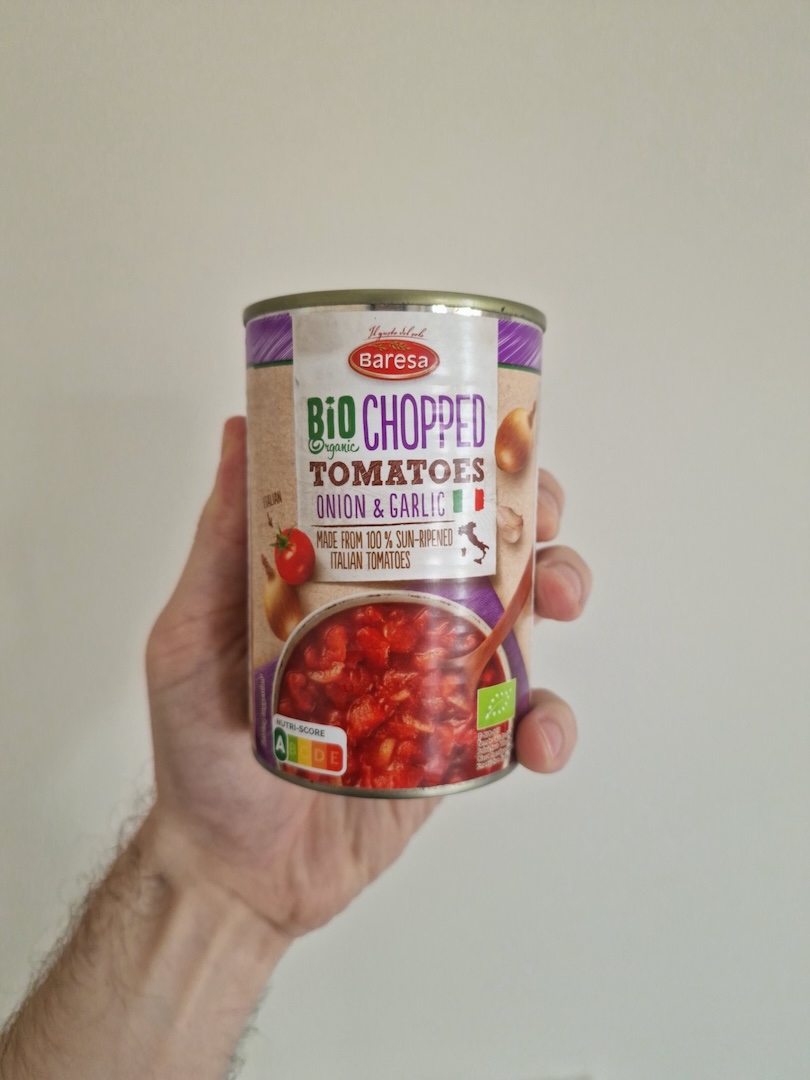 Krojone pomidory w puszce